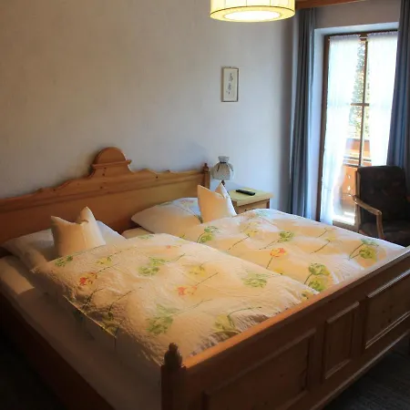 Gaestehaus Hubertushof Pensjonat Bad Feilnbach