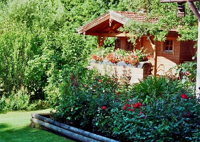 Gaestehaus Hubertushof 3*