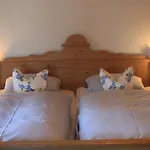 Gaestehaus Hubertushof בית הארחה 3*